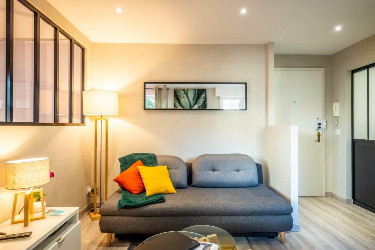 Le Chatelet- Parking Gratuit - Cosy Et Design - A 10 Mn De Geneve Annemasse Exterior photo