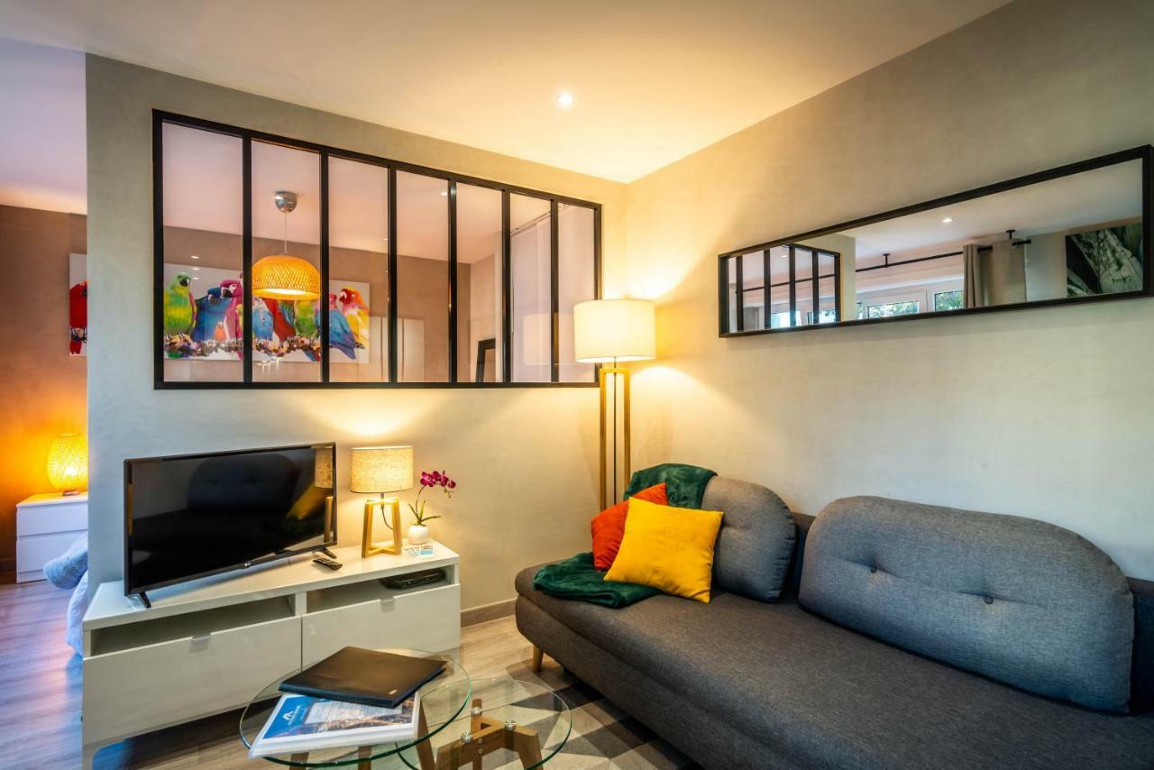 Le Chatelet- Parking Gratuit - Cosy Et Design - A 10 Mn De Geneve Annemasse Exterior photo